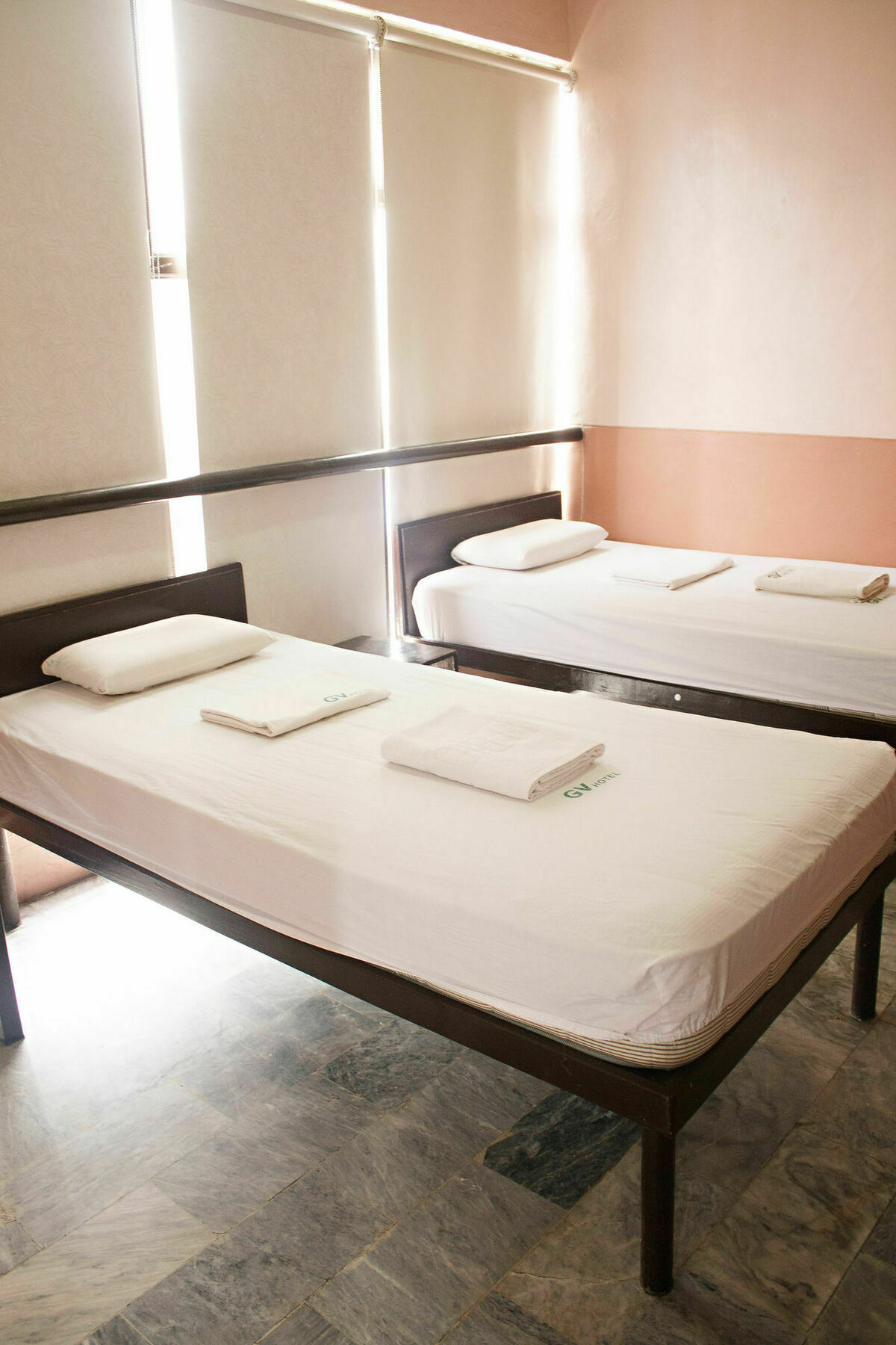 Gv Hotel - Ormoc Luaran gambar